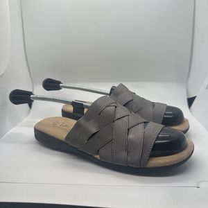 Life Stride Women's Sandals in Gray and Black
